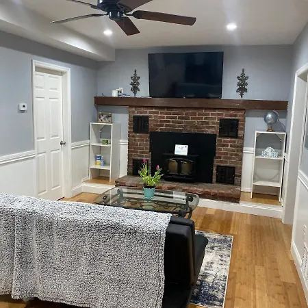 Cozy Cottage With Fireplace